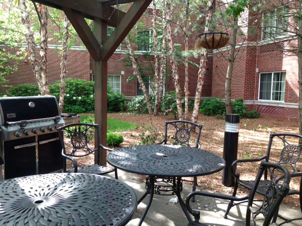 Extended Stay America Suites - Boston - Waltham - 52 4Th Ave Exterior foto